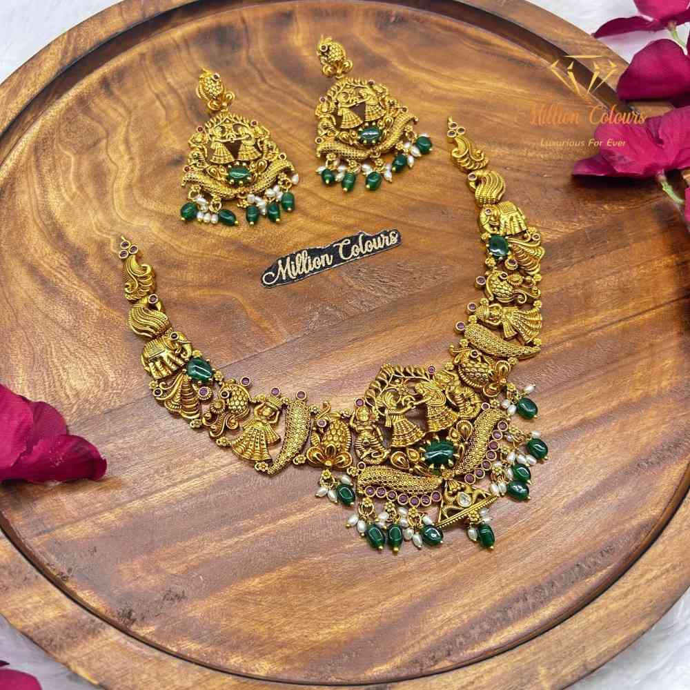 Antique Necklace With Earrings By Million Colours