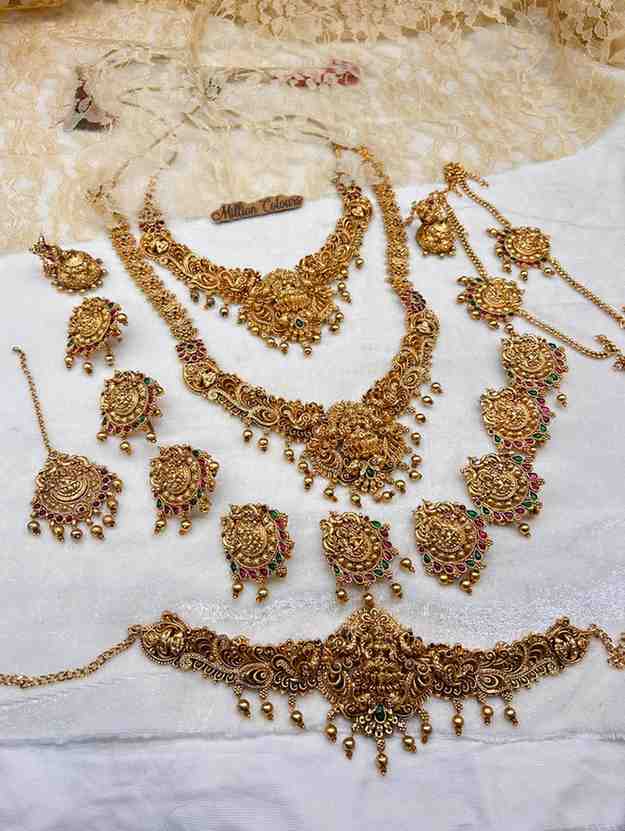 Antique wedding set For Bridals By Milion Colours