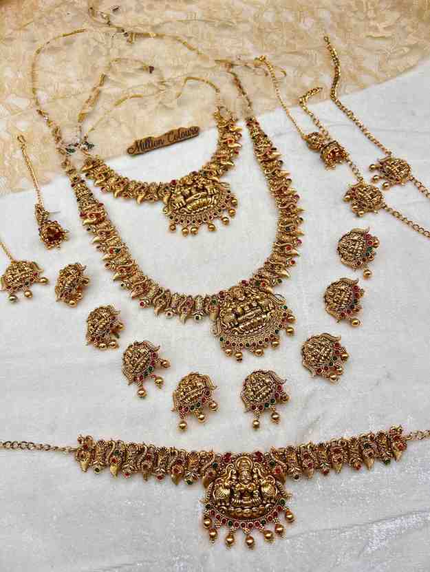 Antique wedding set For Bridals By Milion Colours