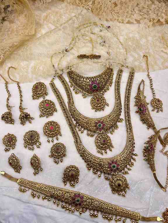 Antique wedding set For Bridals By Milion Colours