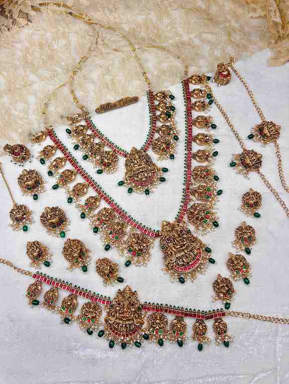 Antique wedding set For Bridals By Milion Colours