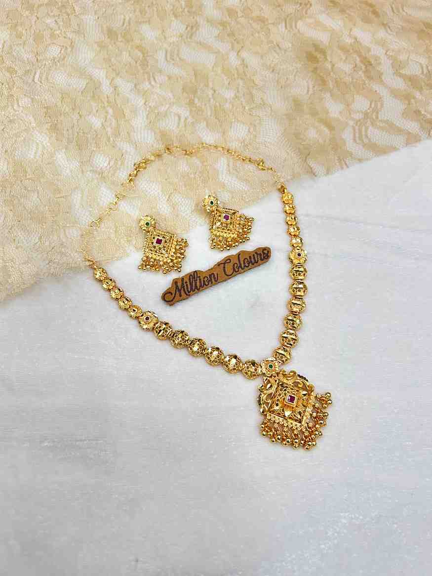 Faming Necklace For Womens By Million Colours