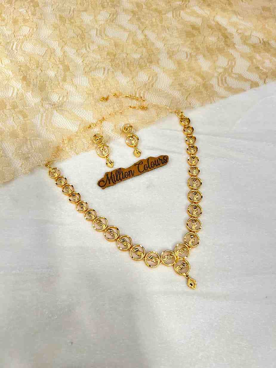 Faming Necklace For Womens By Million Colours