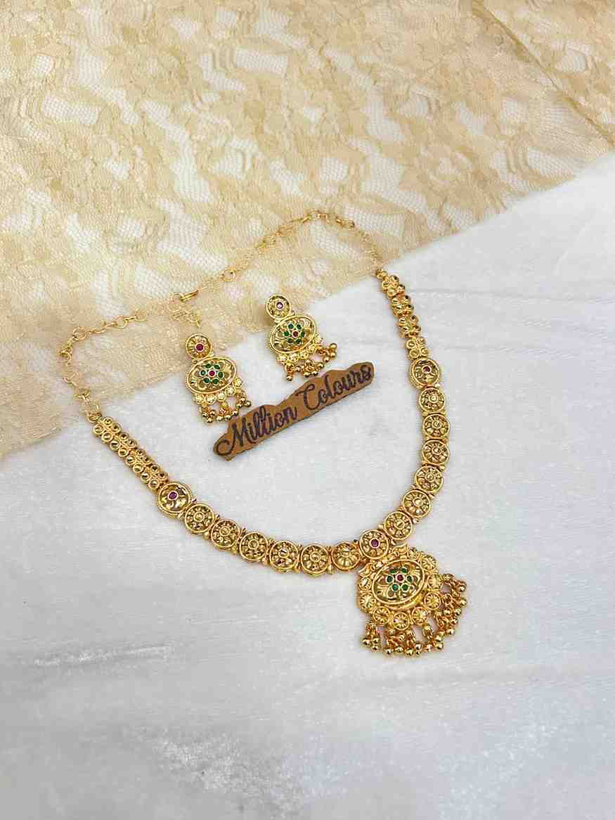 Faming Necklace For Womens By Million Colours
