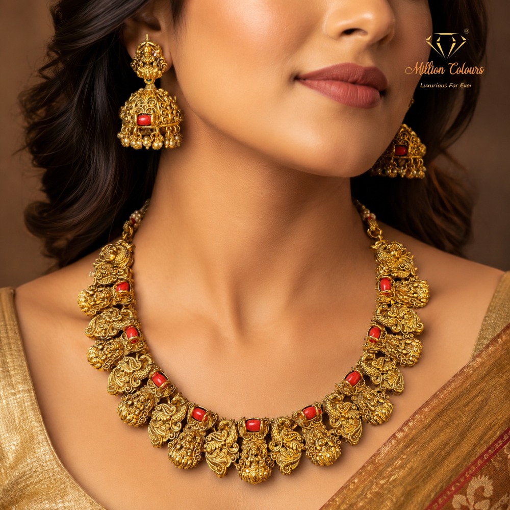 Antique Necklace With Earrings By Million Colours