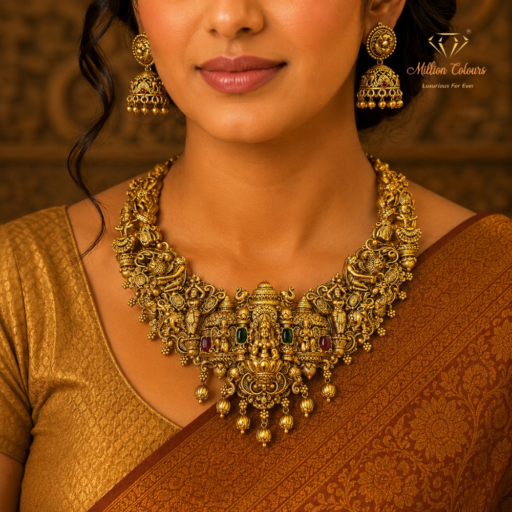Antique Necklace With Earrings By Million Colours