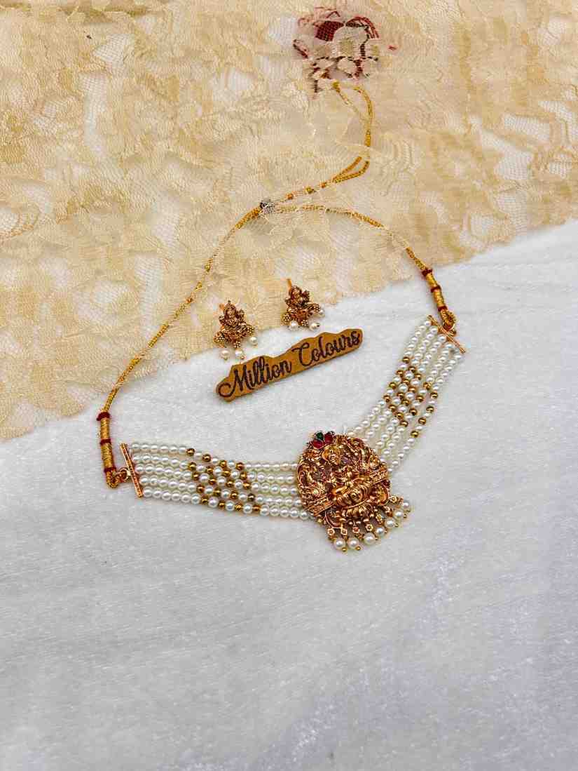 Choker Set For Womens By Million Colours
