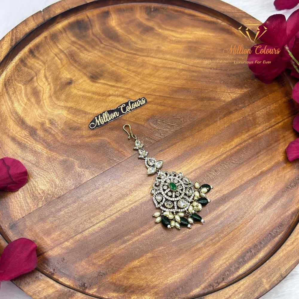 Victoria Green Stone Neththichutti – Elegant Traditional Bridal Maang Tikka By Million Colours